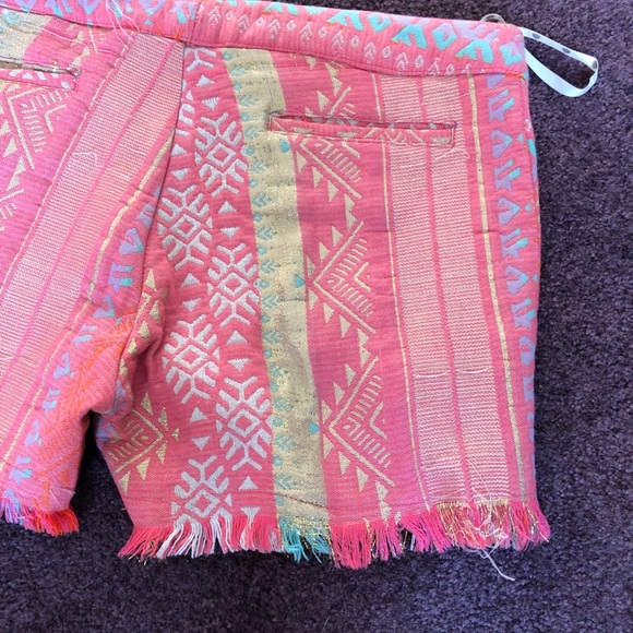 Dressy shorts.  Z&L brand. Size 4 - Picture 4 of 9